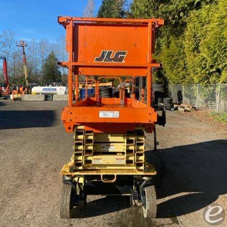 2017 JLG ES2646