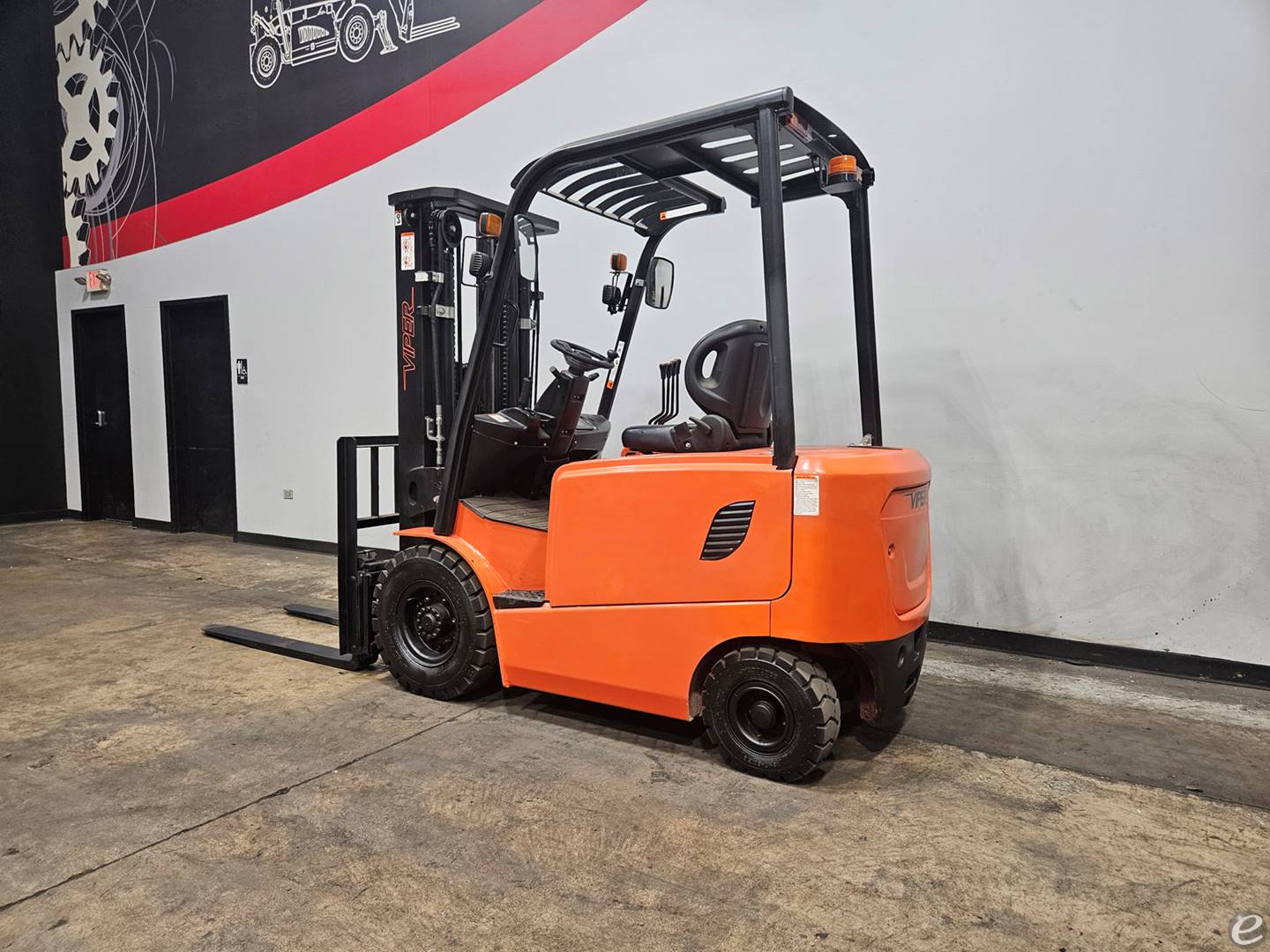 2023 Viper Lift Trucks FB25
