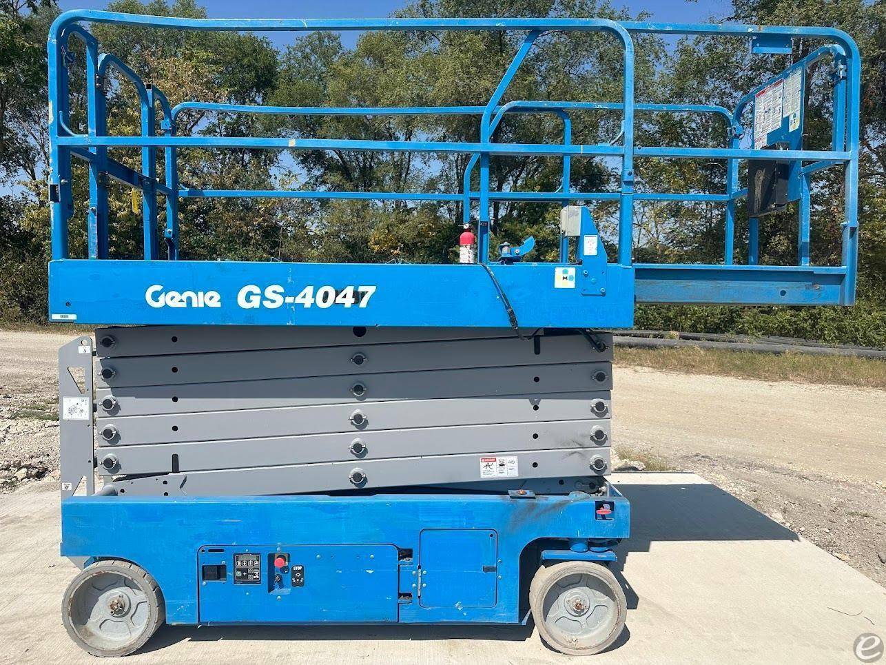 2017 Genie GS4047 Electric Scissor ...