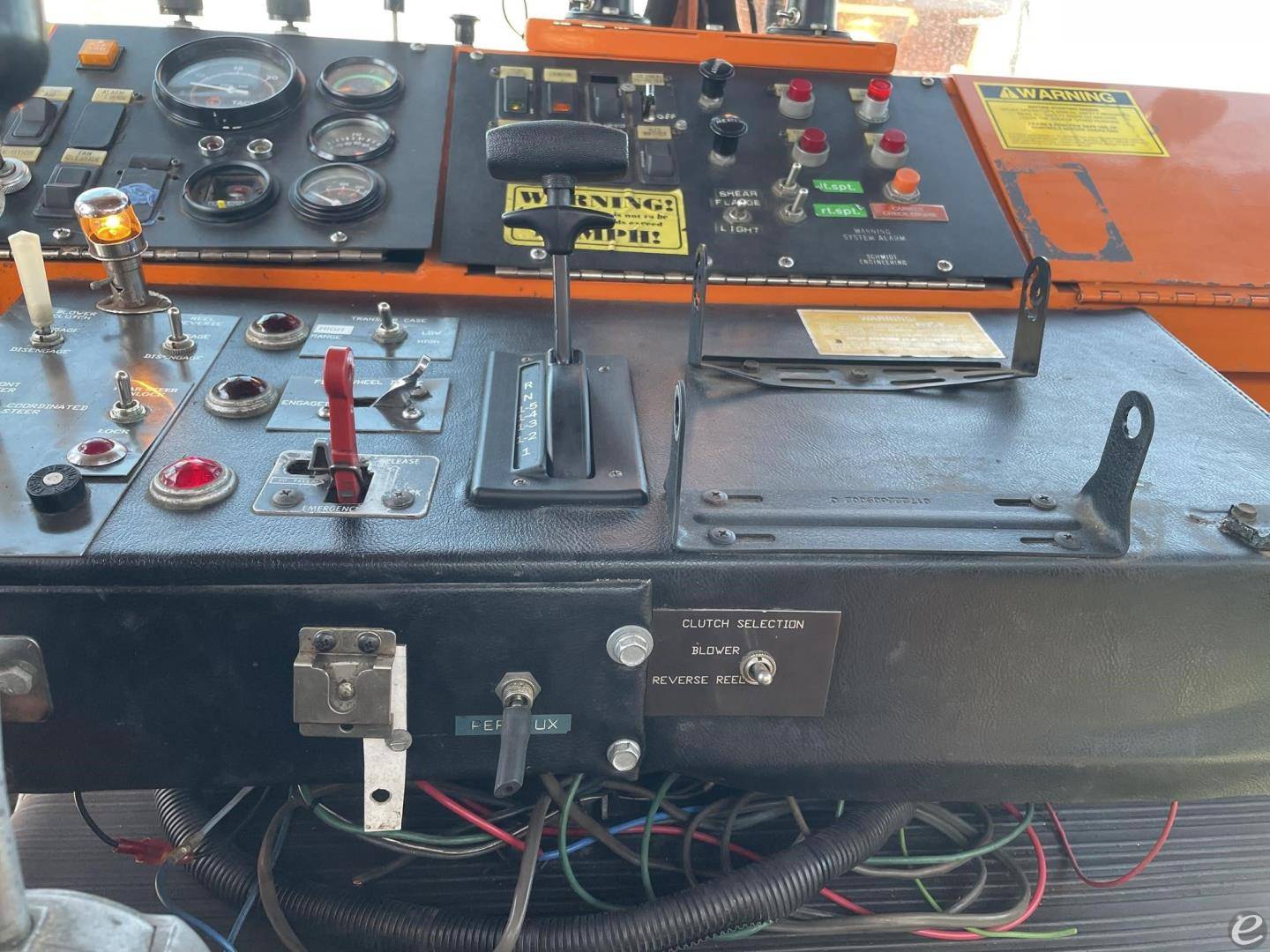 1992 DF4000
