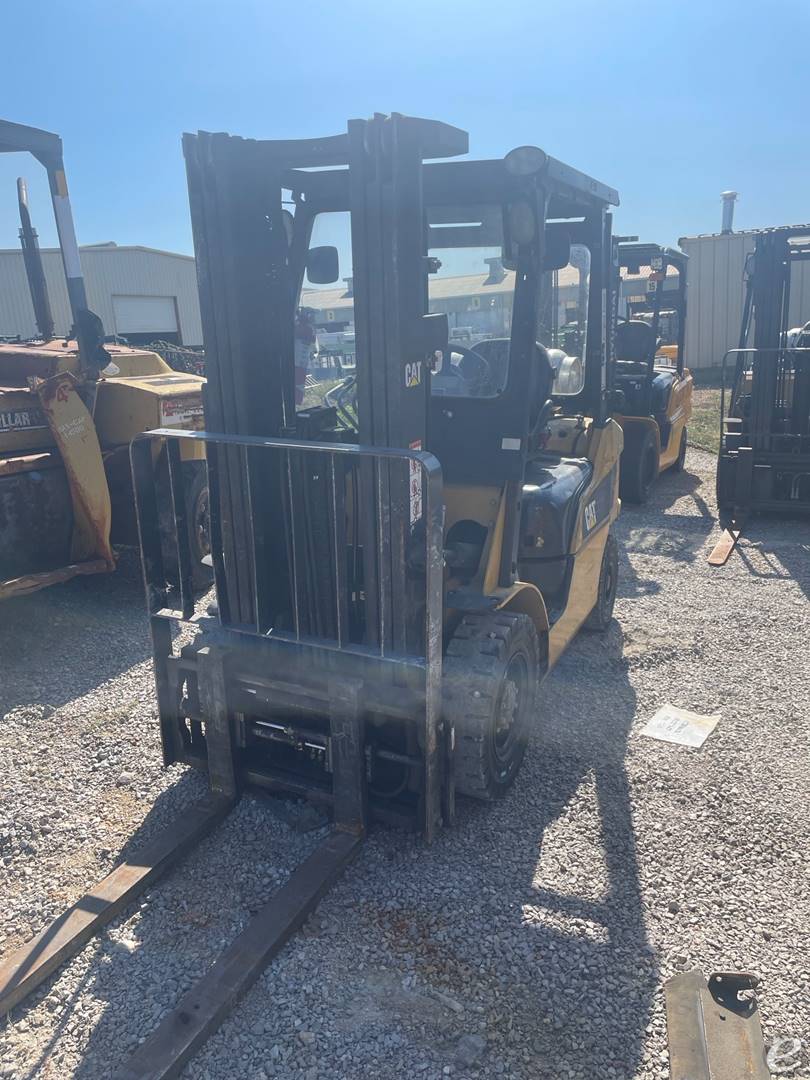 2015 Cat GP25N