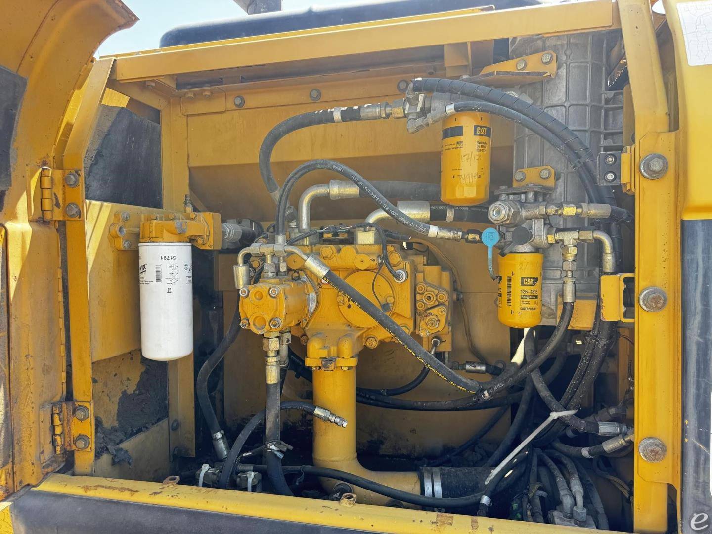 2005 Cat 325CL