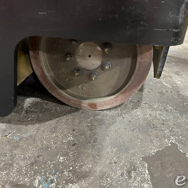 2021 Yale NR)45EB