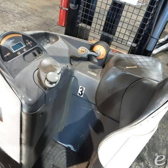 2018 Crown RR5725-45