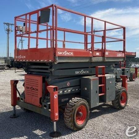 2018 Skyjack SJ8841RT