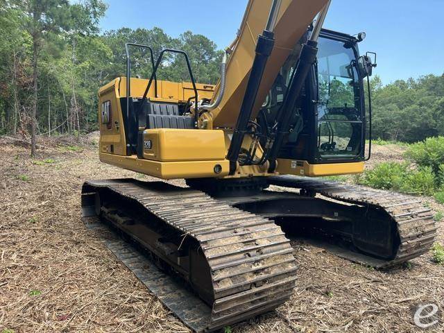 2025 Cat 320