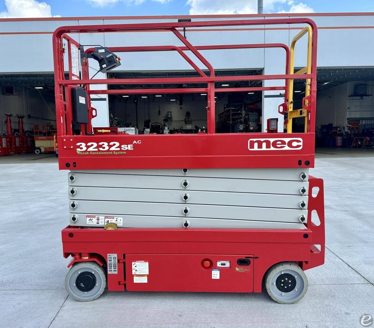 2024 MEC 3232SE