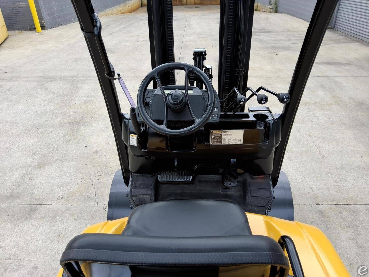 2016 Yale GLP050LX