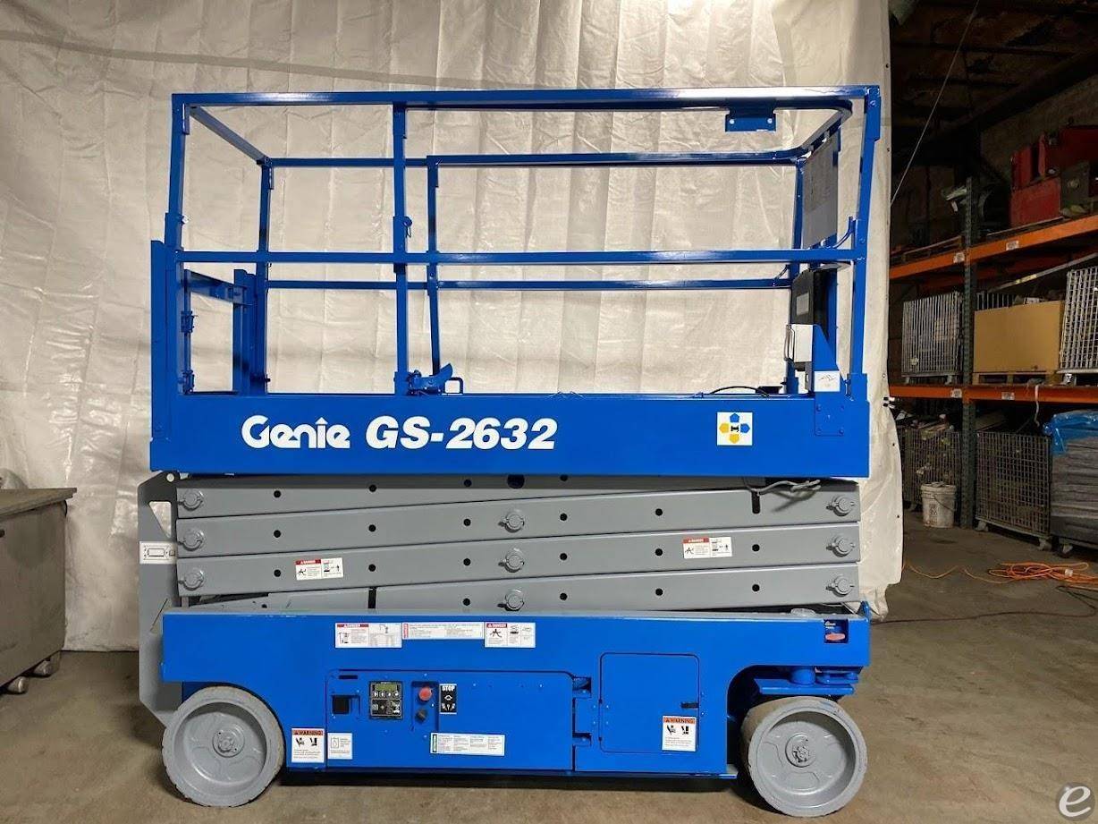 2015 Genie GS2632 Electric Scissor Lift - 123Forklift