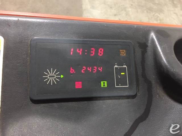 1999 BT                                                 Toyota Prime Mover RRX35 Electric Reach Truc - 123Forklift