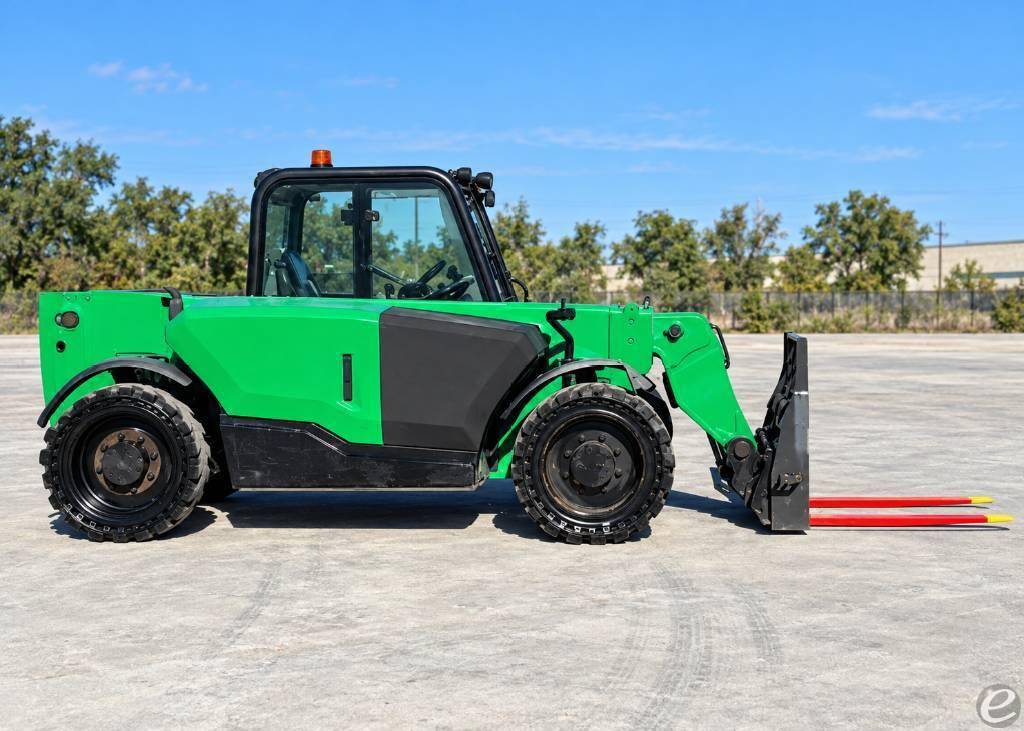 2016 JCB 525-60
