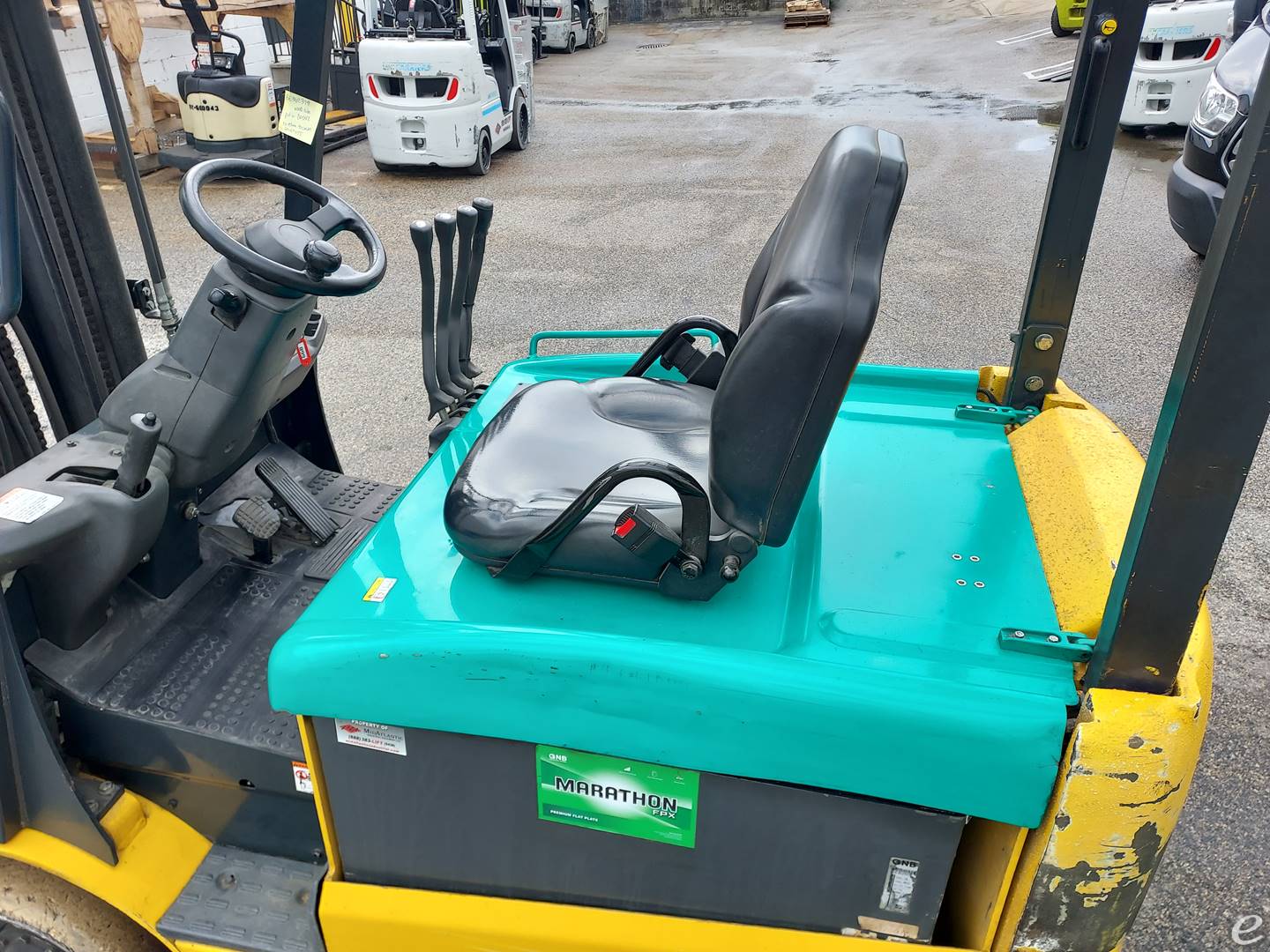2016 Komatsu FB30SHU-6