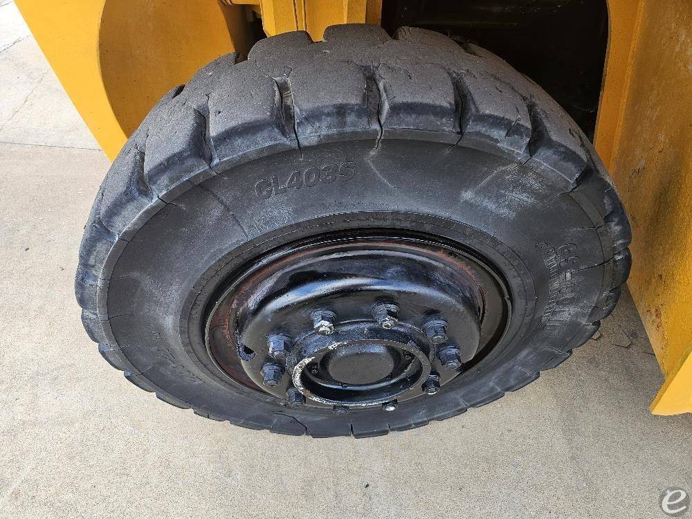 2018 Hyundai 160D-9