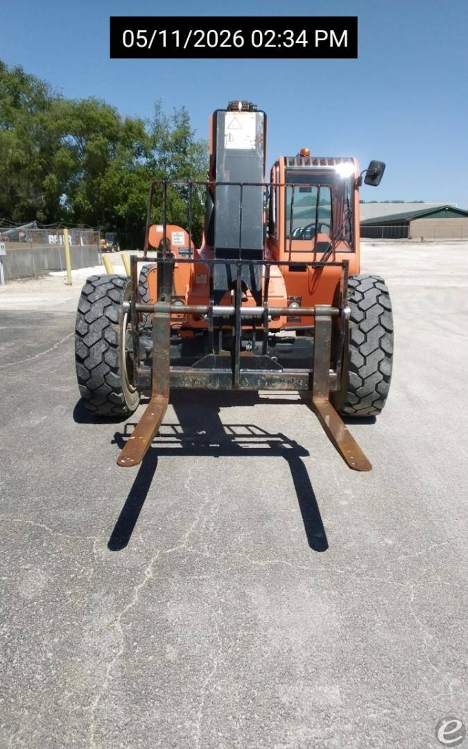 2017 JLG SKYTRAK 8042-D