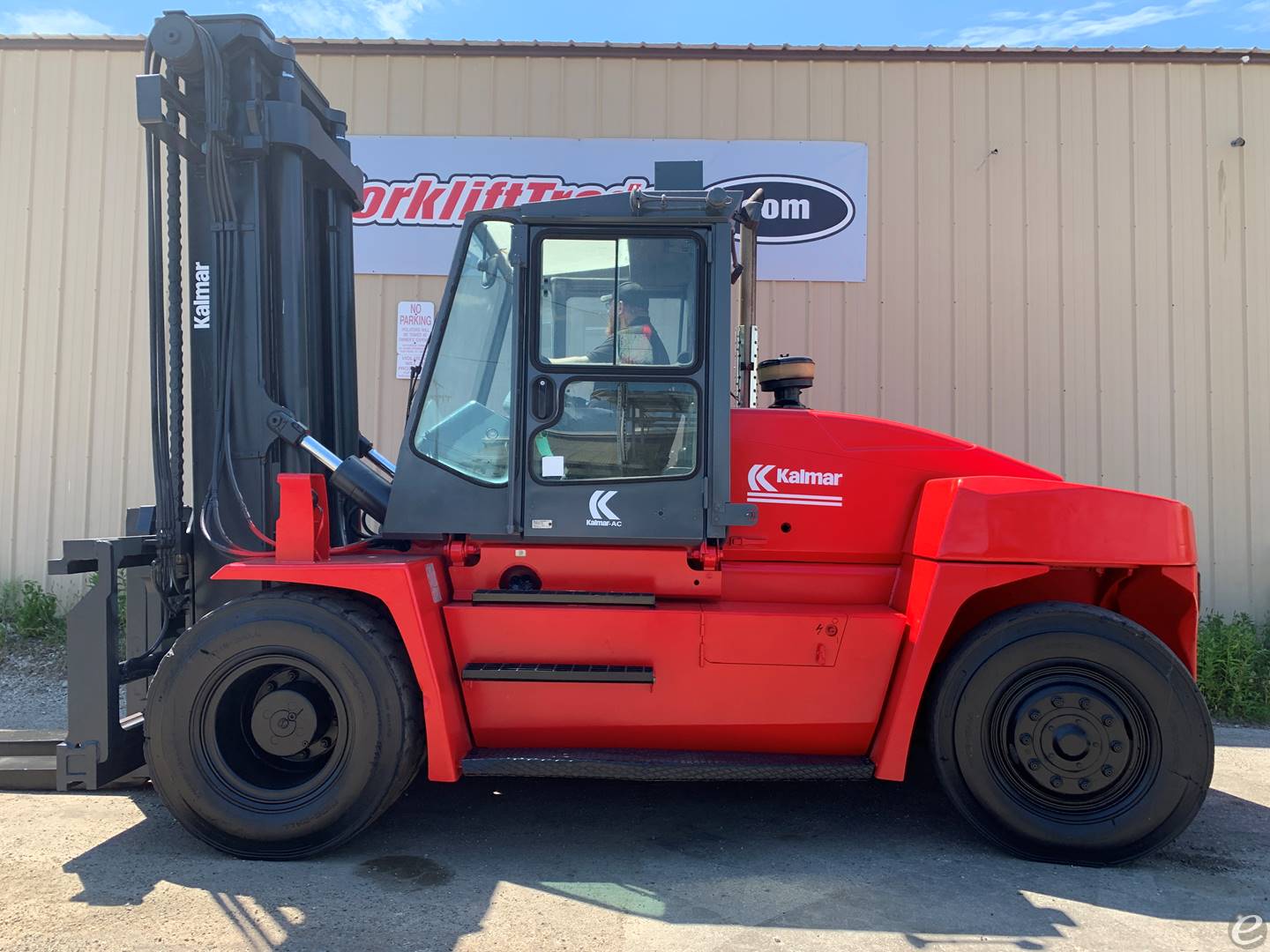 2003 Diesel Kalmar DCE1406 Pneumatic Tire 4 Wheel Sit Down