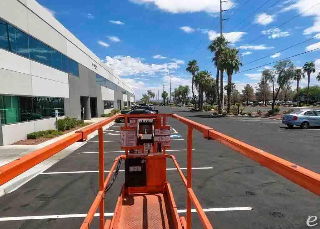 2017 JLG 1930ES