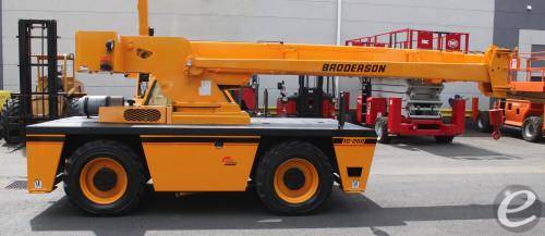 2011 Broderson IC200-3F