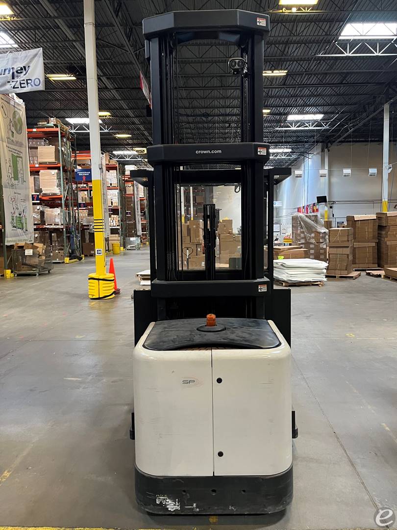 2018 Crown SP3520-30