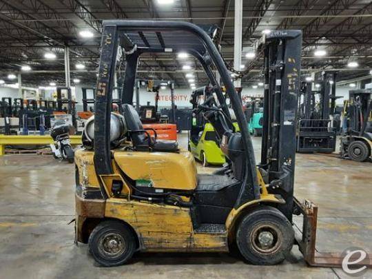 2019 Yale GLP030 LP Gas Forklift