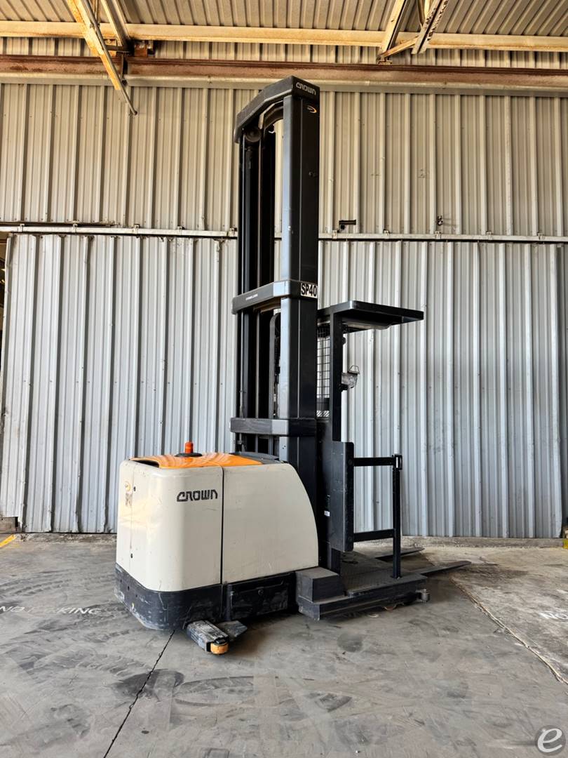 2018 Crown SP4050-30