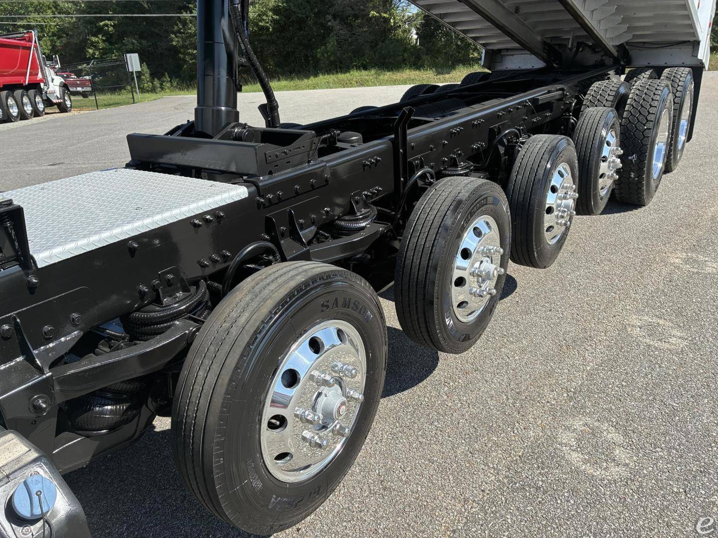 2023 Freightliner 122SD