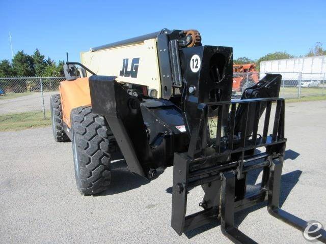 2015 JLG 1255