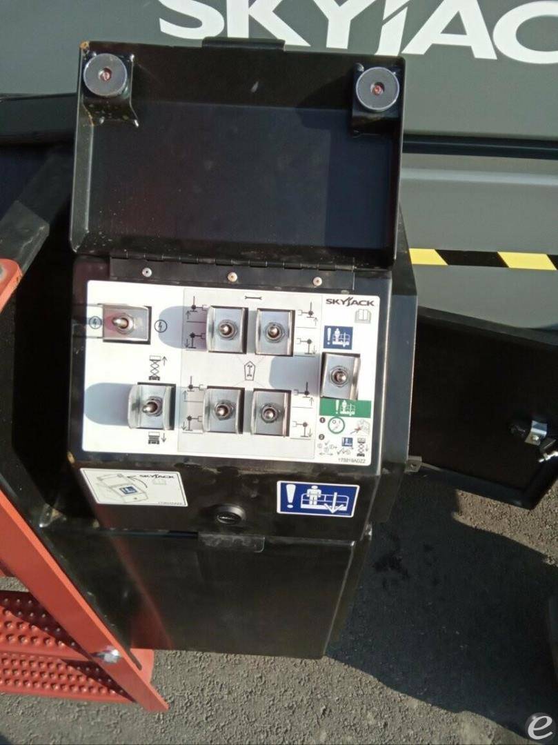 2024 Skyjack SJ9664RT
