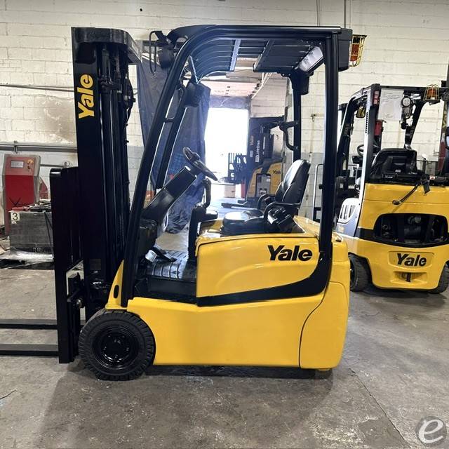 2021 Yale ERP030VT