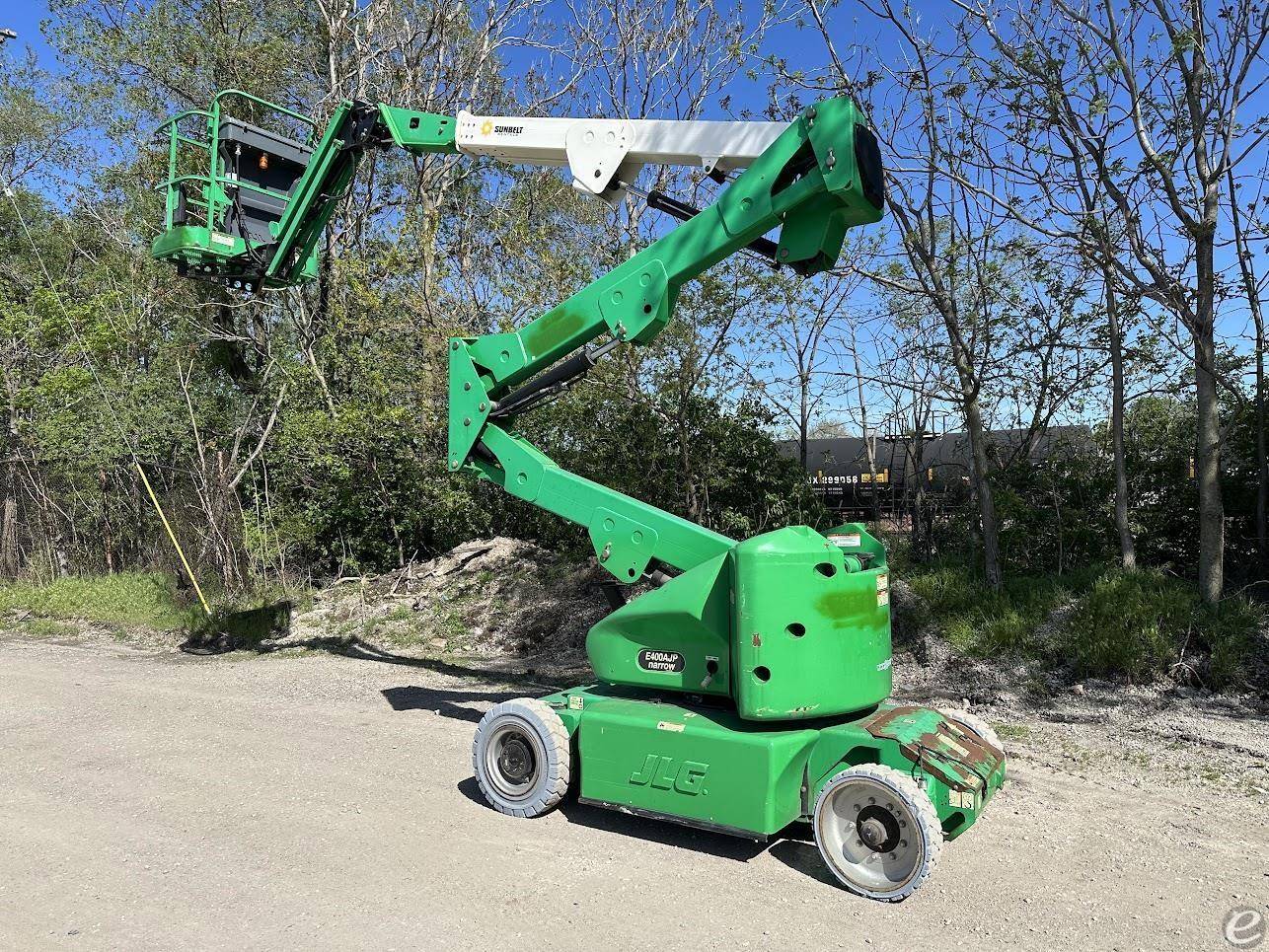 2013 JLG E400AJPN Electric Boom Lift - 123Forklift