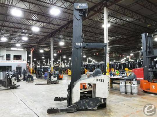 2009 Crown RR5225-45 Electric Reach Truck - 123Forklift