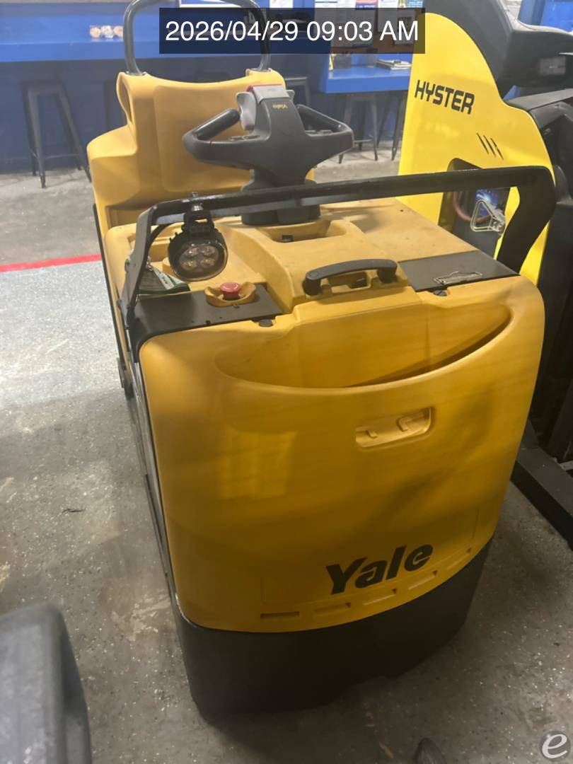 2015 Yale MO70TA