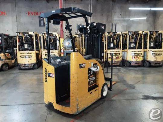 2017 Yale ESC030 Electric Forklift - 123Forklift