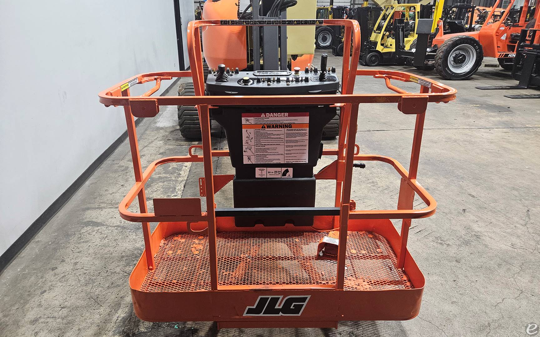2015 JLG 16187
