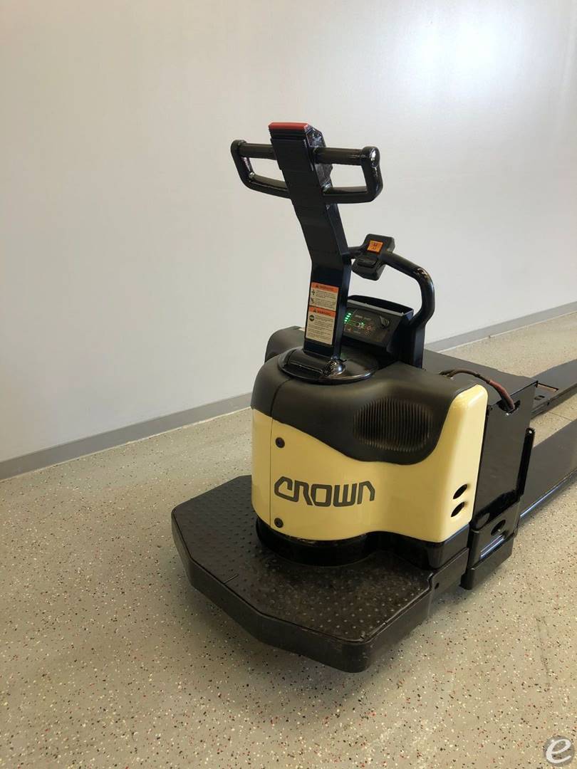 2012 Crown PE4500-60