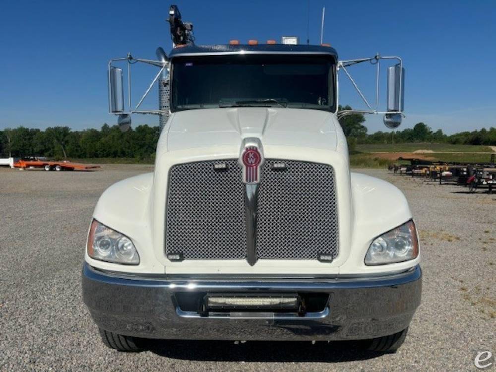2017 Kenworth T270