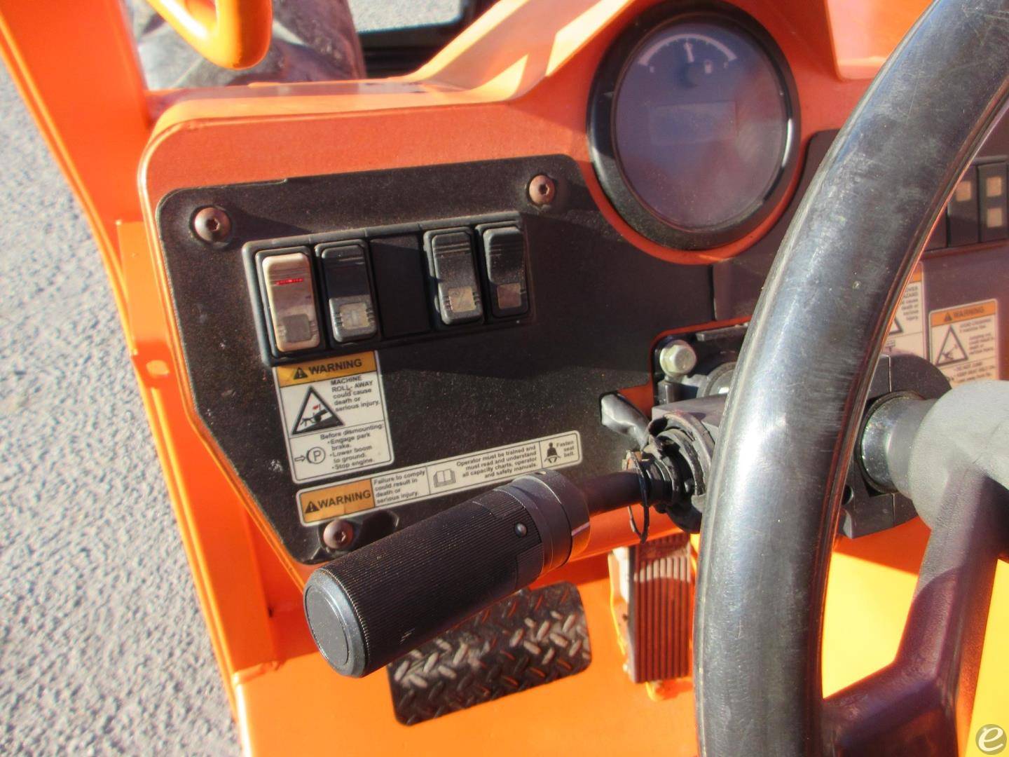 2016 Skytrak 8042
