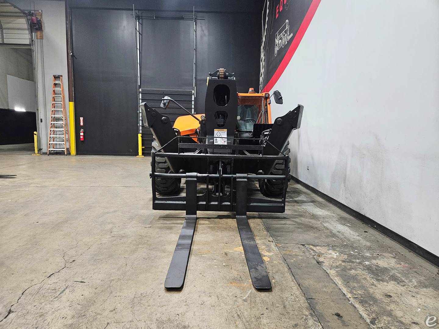 2021 JLG 1255