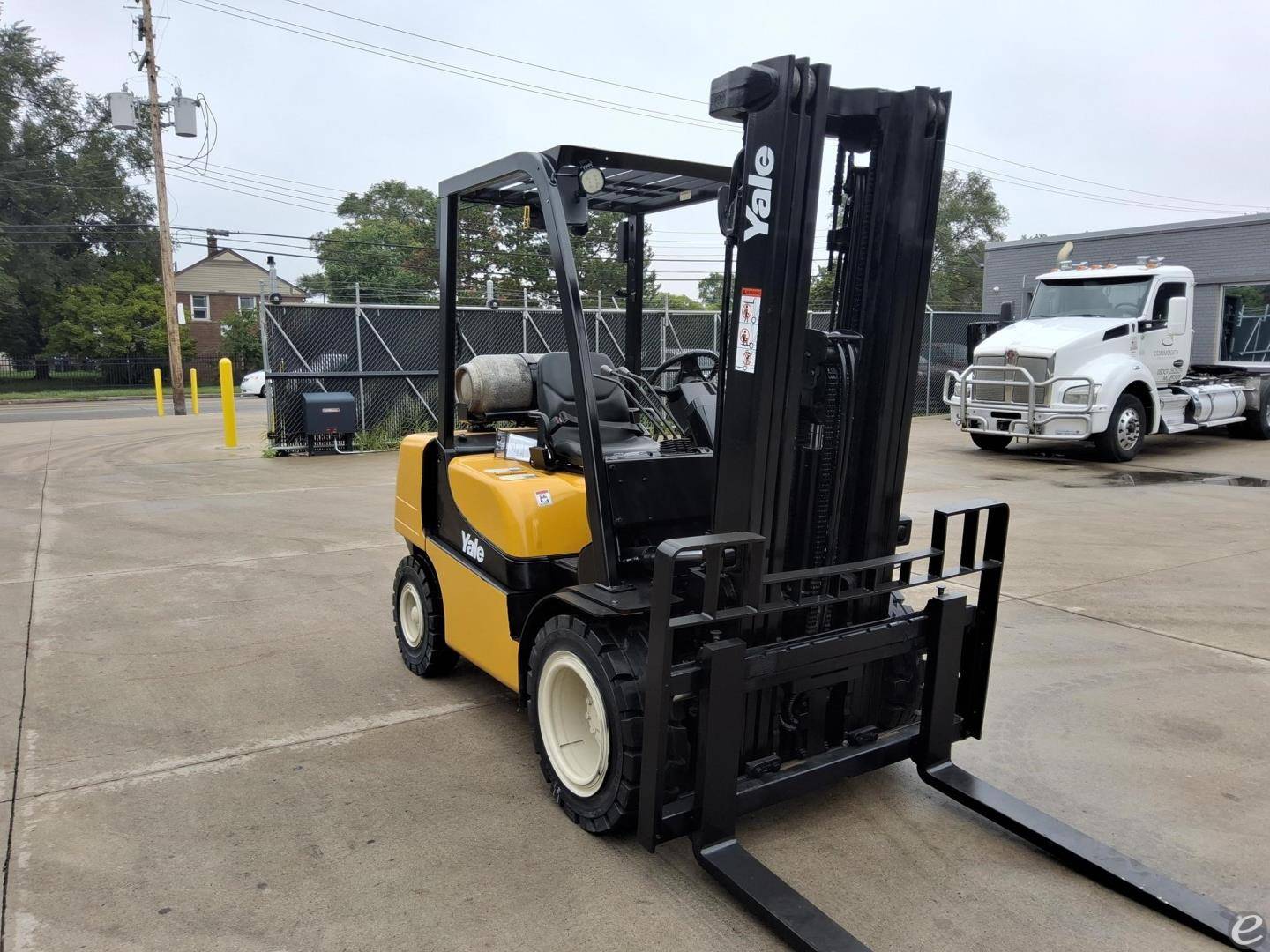 2019 Yale GLP060MX