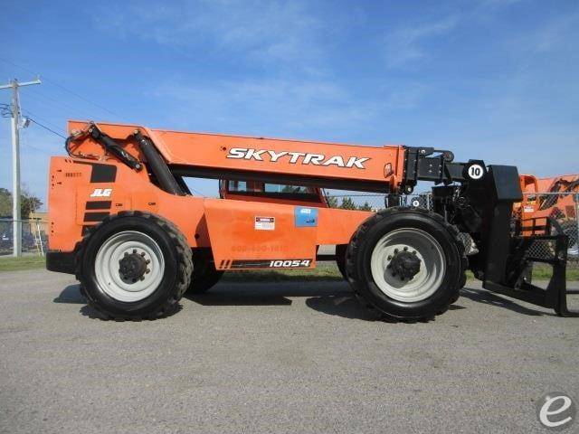 2017 Skytrak 10054
