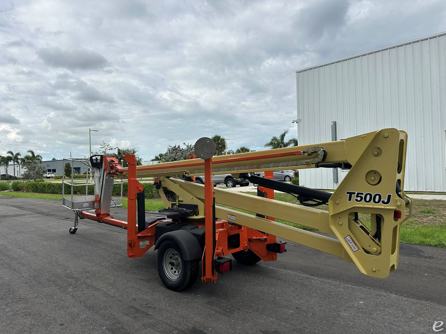 2018 JLG T500J