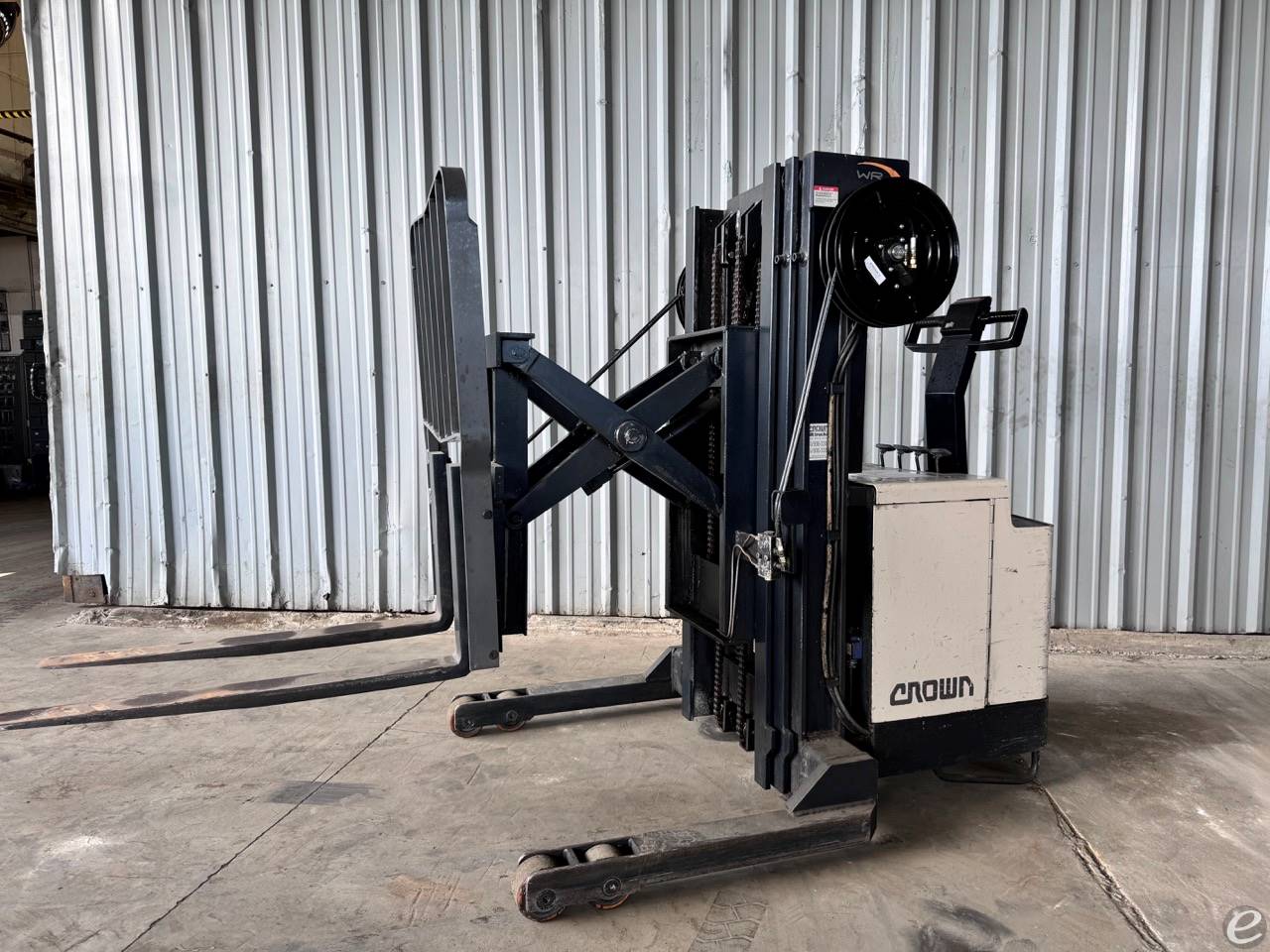 2007 Crown 30WRTT Electric Forklift - 123Forklift