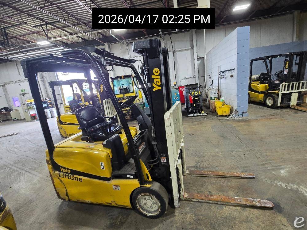 2021 Yale ERP035VT