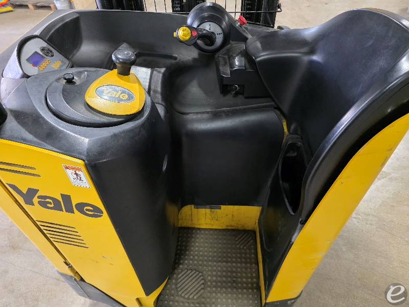 2020 Yale NR040DBNM36TE091