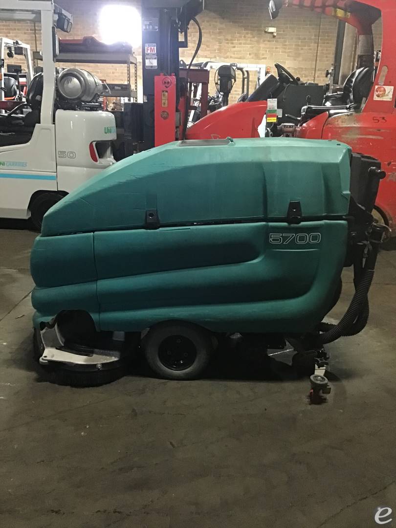 Tennant 5700