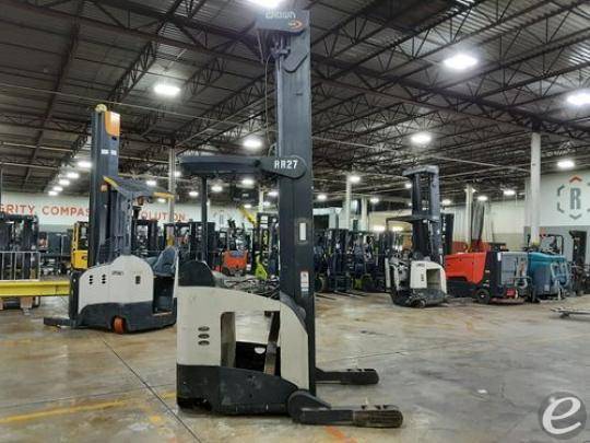 2010 Crown RR5725-45 Electric Reach...