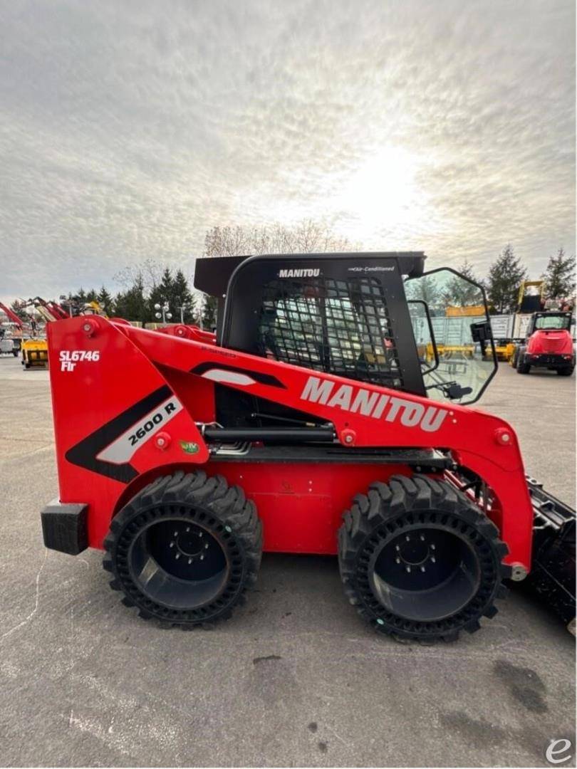 2023 Manitou 2600R