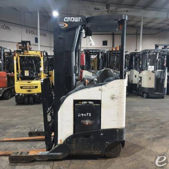 2018 Crown RR5725-45