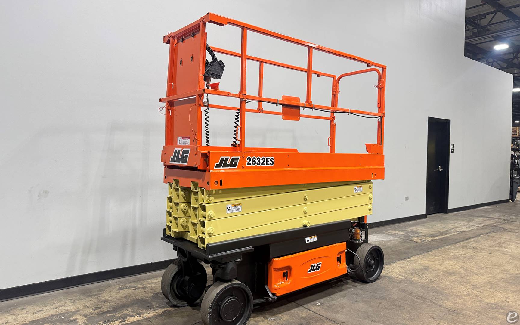 2017 JLG 2632ES