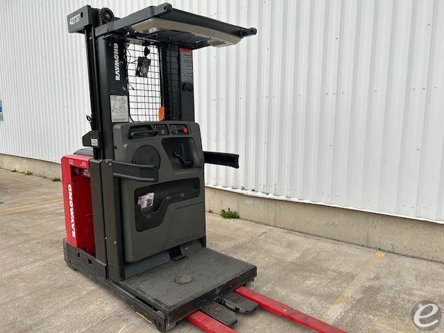 2015 Raymond 540OPC30TT Electric Order Picker - 123Forklift