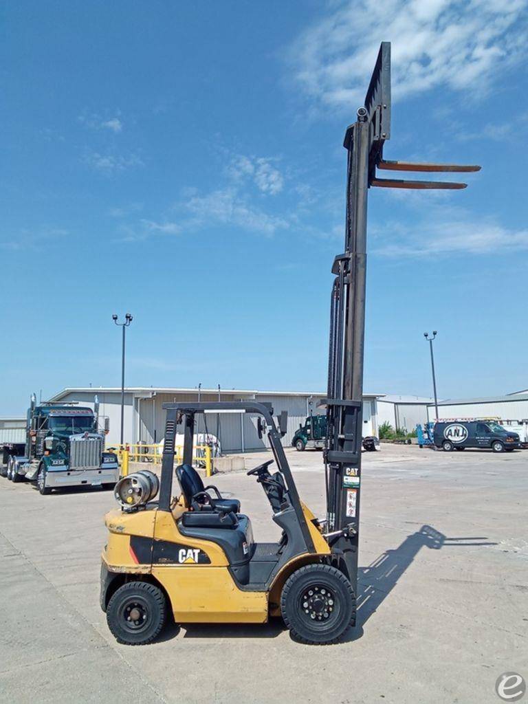 2015 Cat GP25N